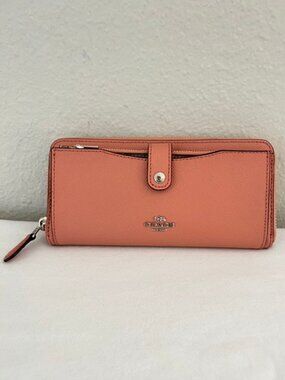 Coach Colorblock Multifunctional Wallet F32154 SV/Khaki